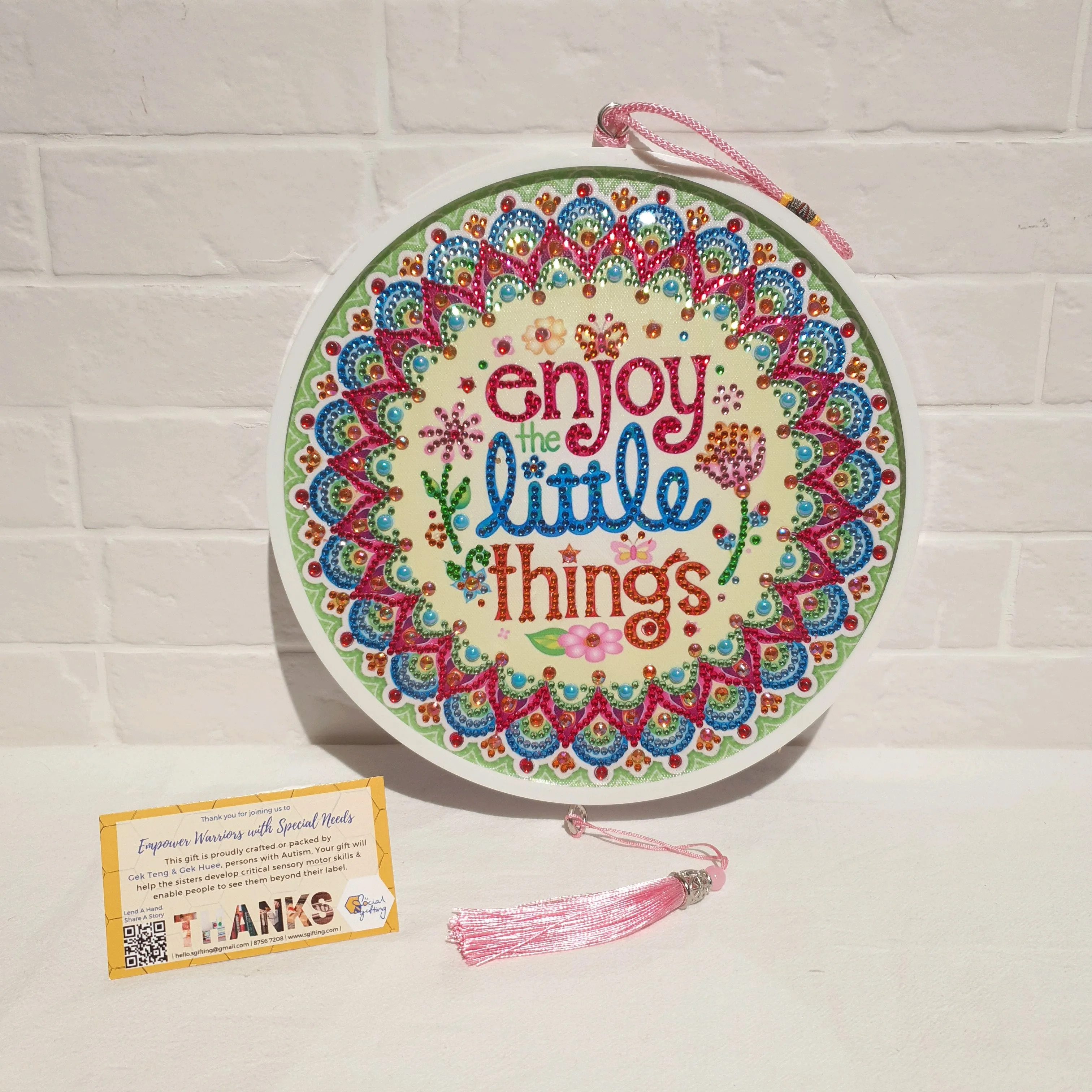 Assorted Diamond Art in Round Frame (Big)