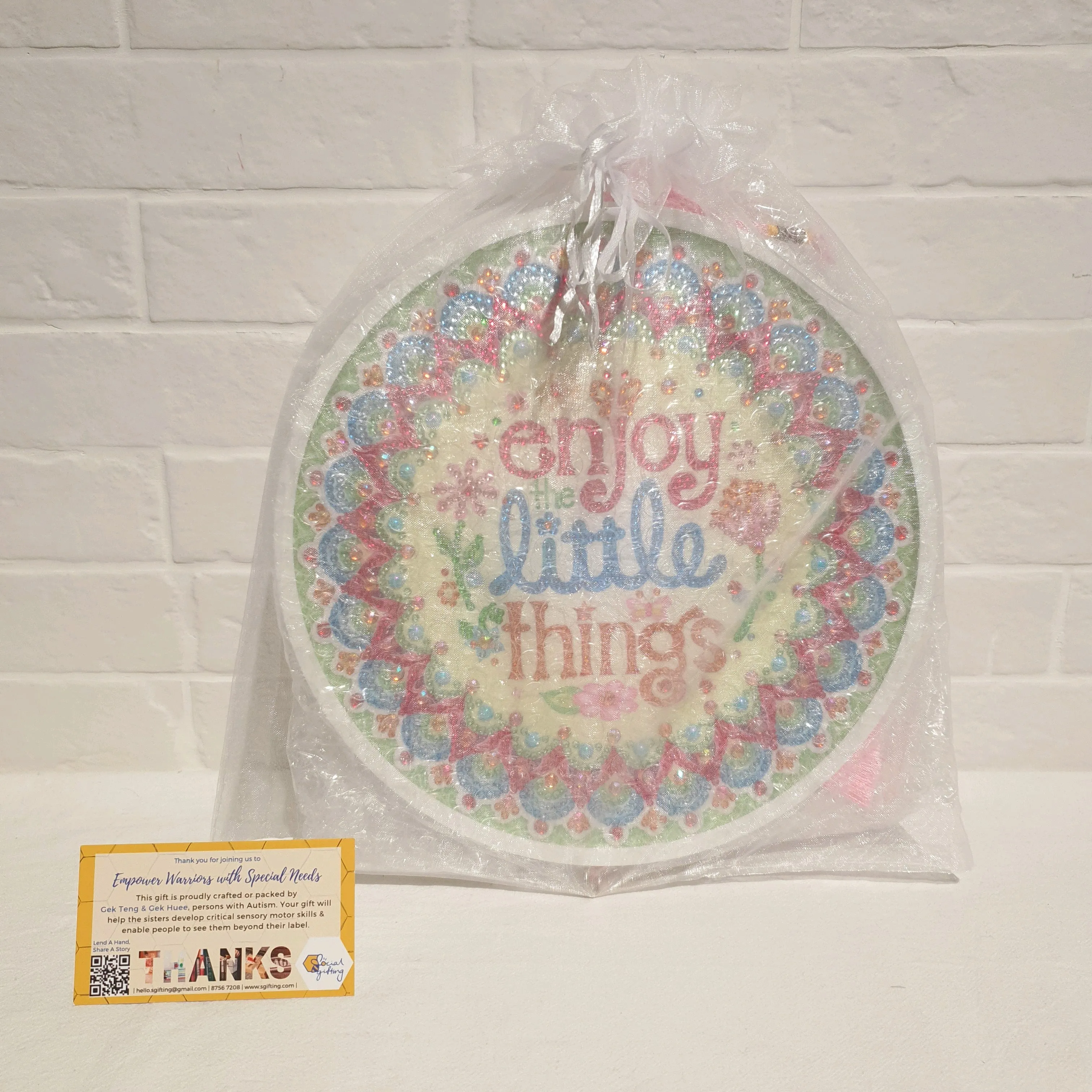 Assorted Diamond Art in Round Frame (Big)