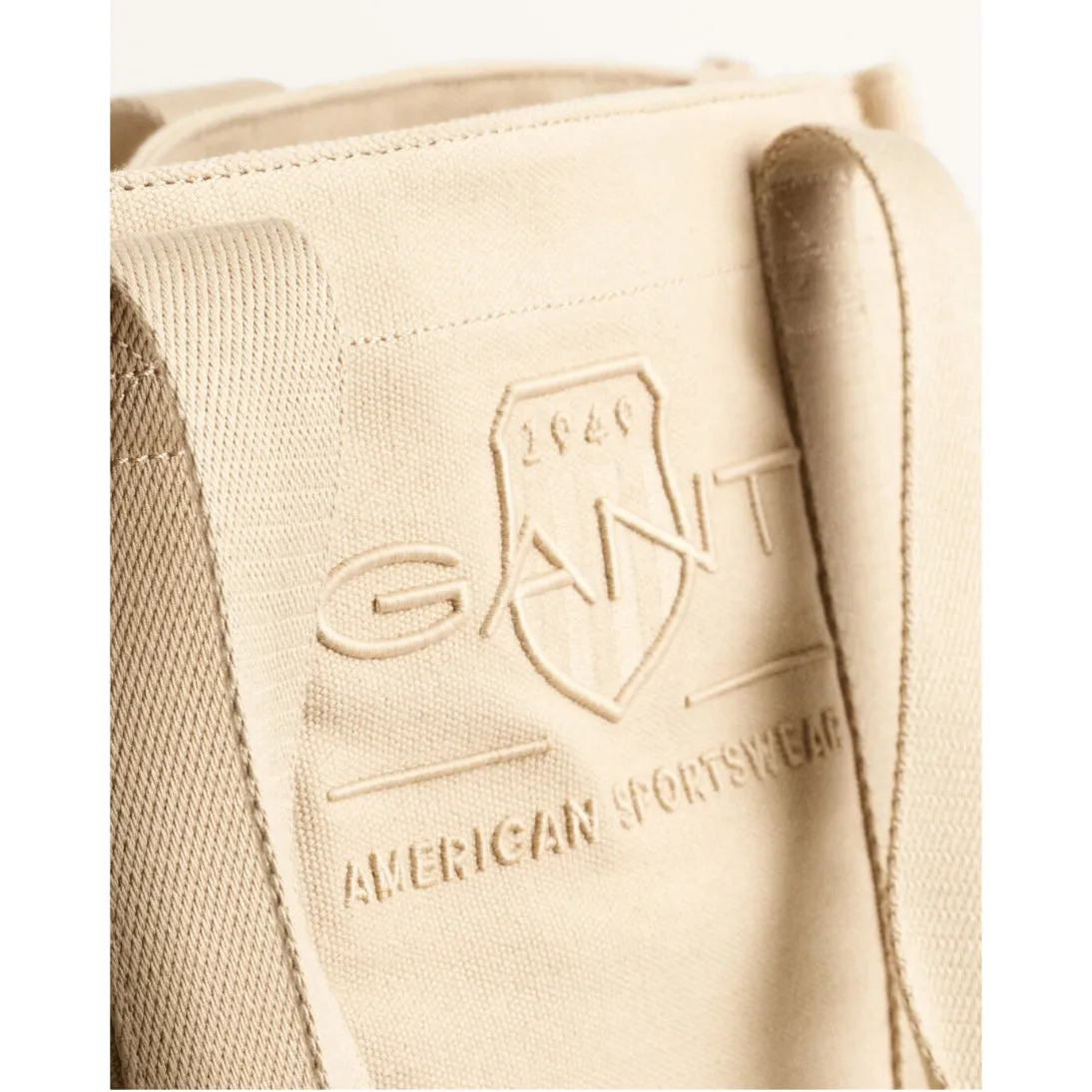 GANT Tonal Shield Canvas Tote Bag 9970077 Dry Sand