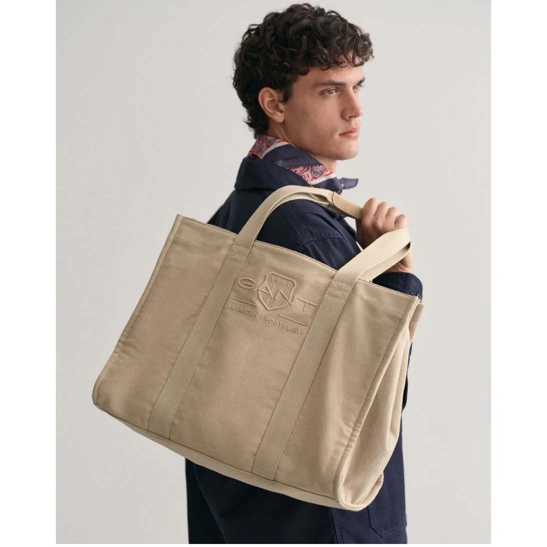 GANT Tonal Shield Canvas Tote Bag 9970077 Dry Sand