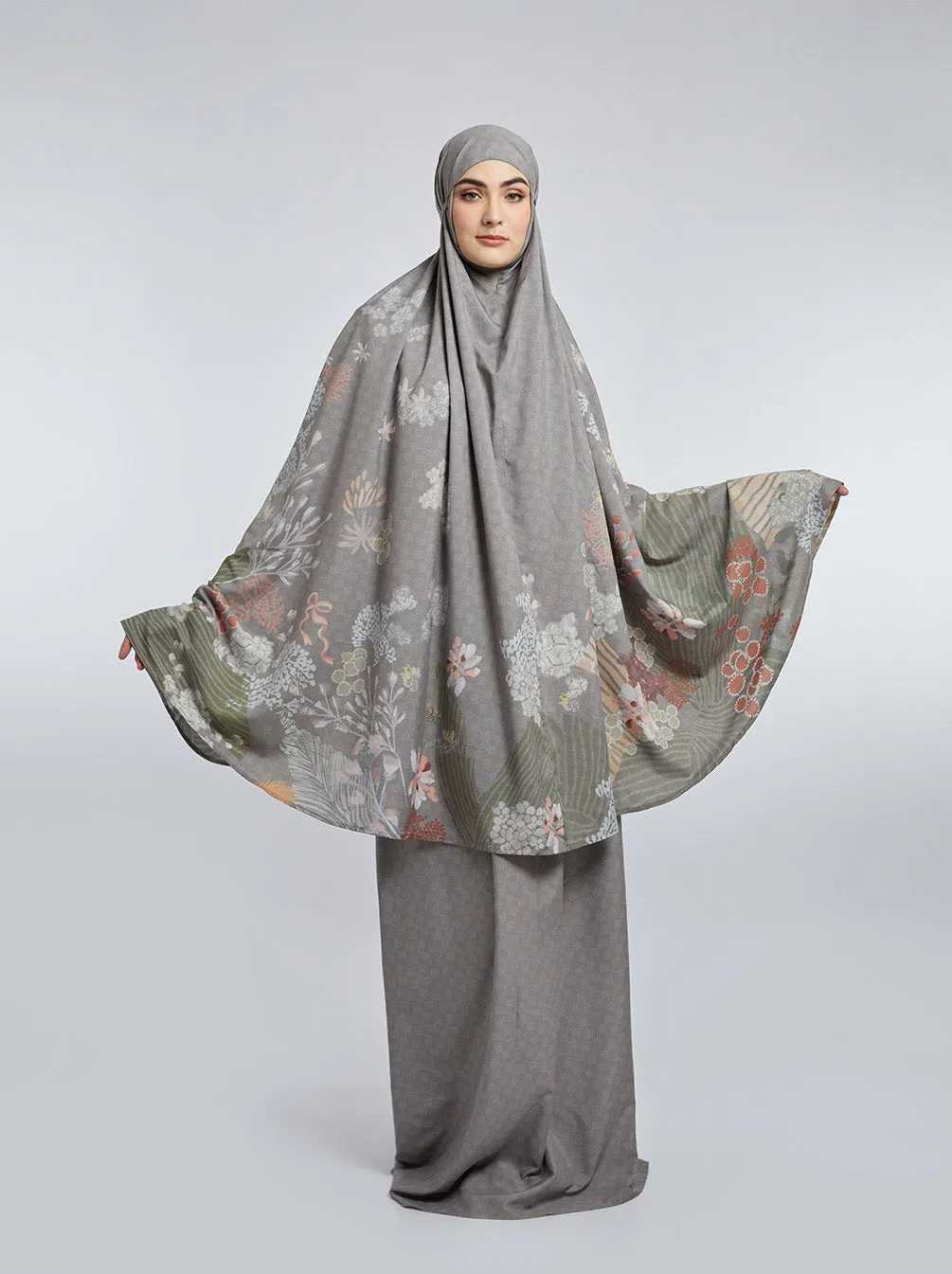 KIMMONIA PRAYER ROBE SHADOW
