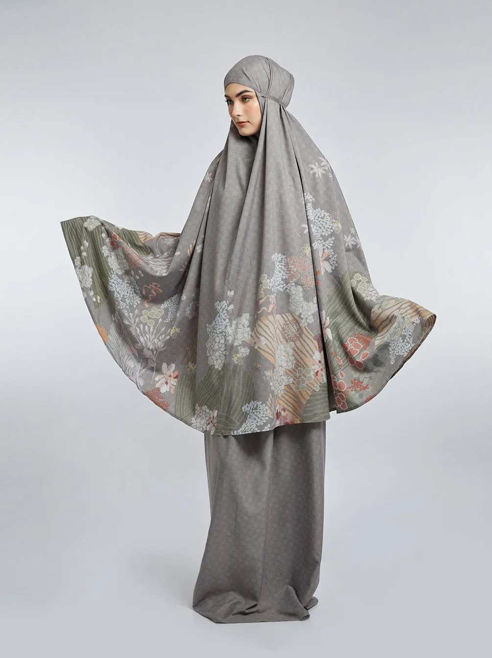 KIMMONIA PRAYER ROBE SHADOW